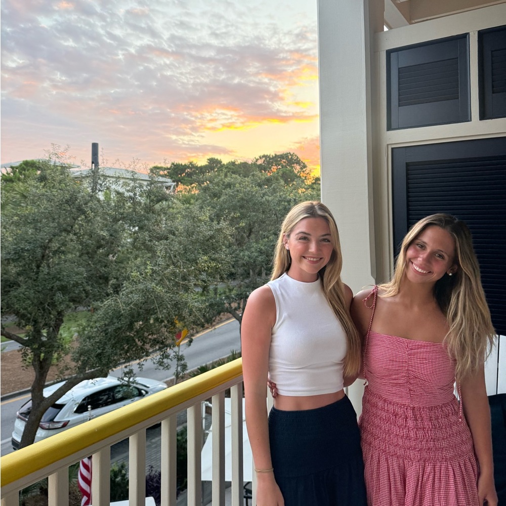 Meet your Posher, Ana